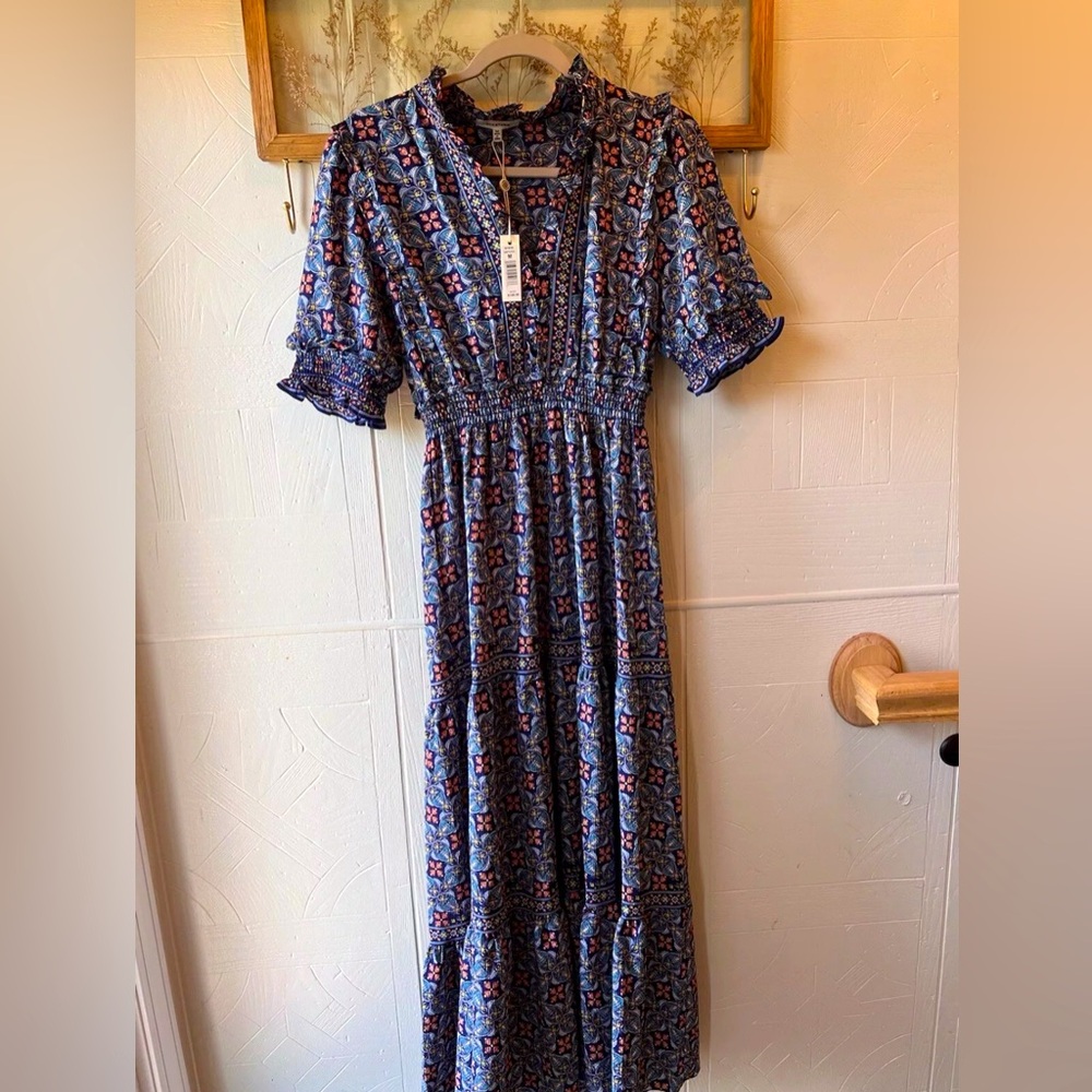 New with tags
Max Studio Floral Print 
Tiered Prairie Navy Casual Maxi Dress 
M